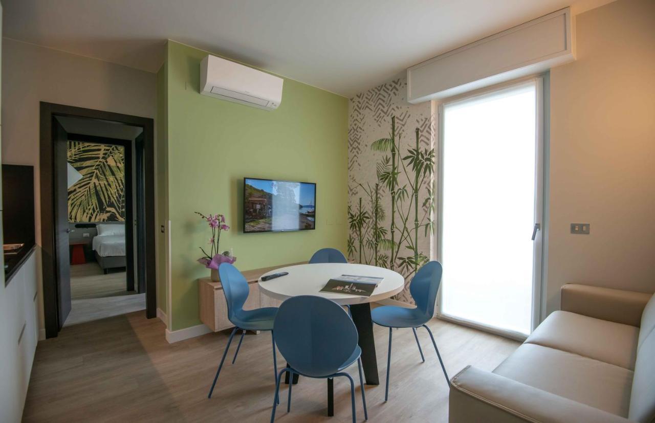 Residence Il Melograno Сирмионе Экстерьер фото