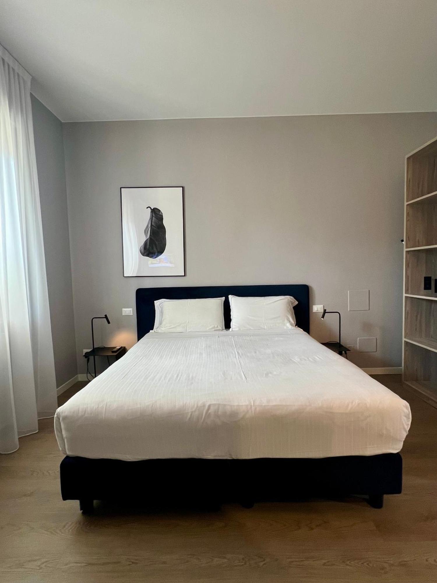 Residence Il Melograno Сирмионе Экстерьер фото